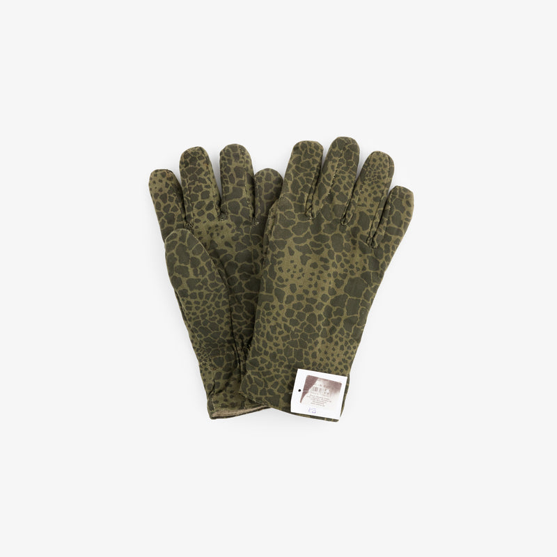 Vintage Polish Puma Camo Gloves