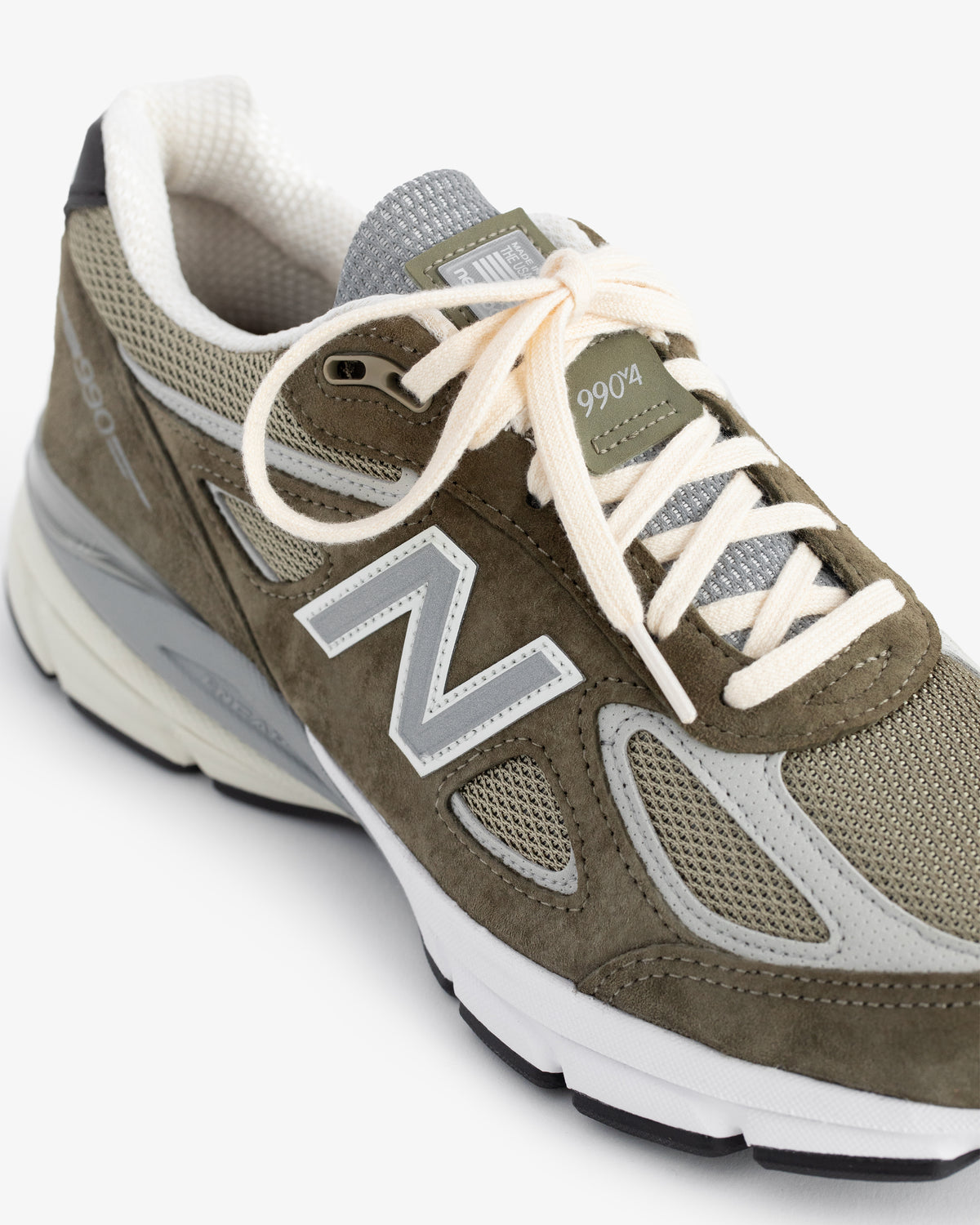 ALD / New Balance 990v4 – Aimé Leon Dore