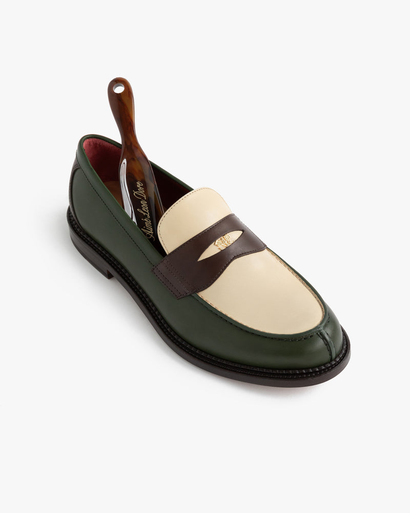 Queens     Crest     Loafer