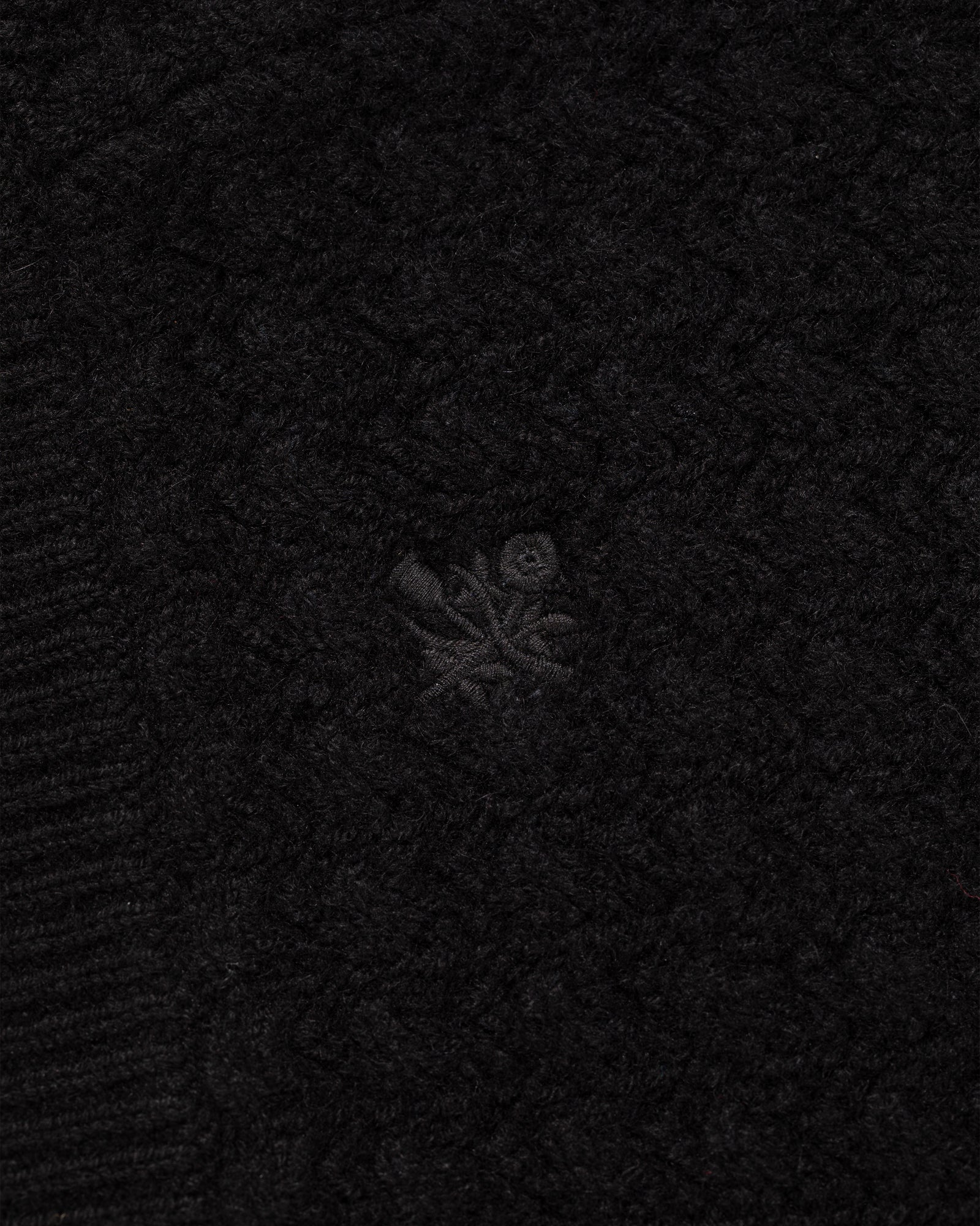 Wavy Cashmere Hood Aimé Leon Dore