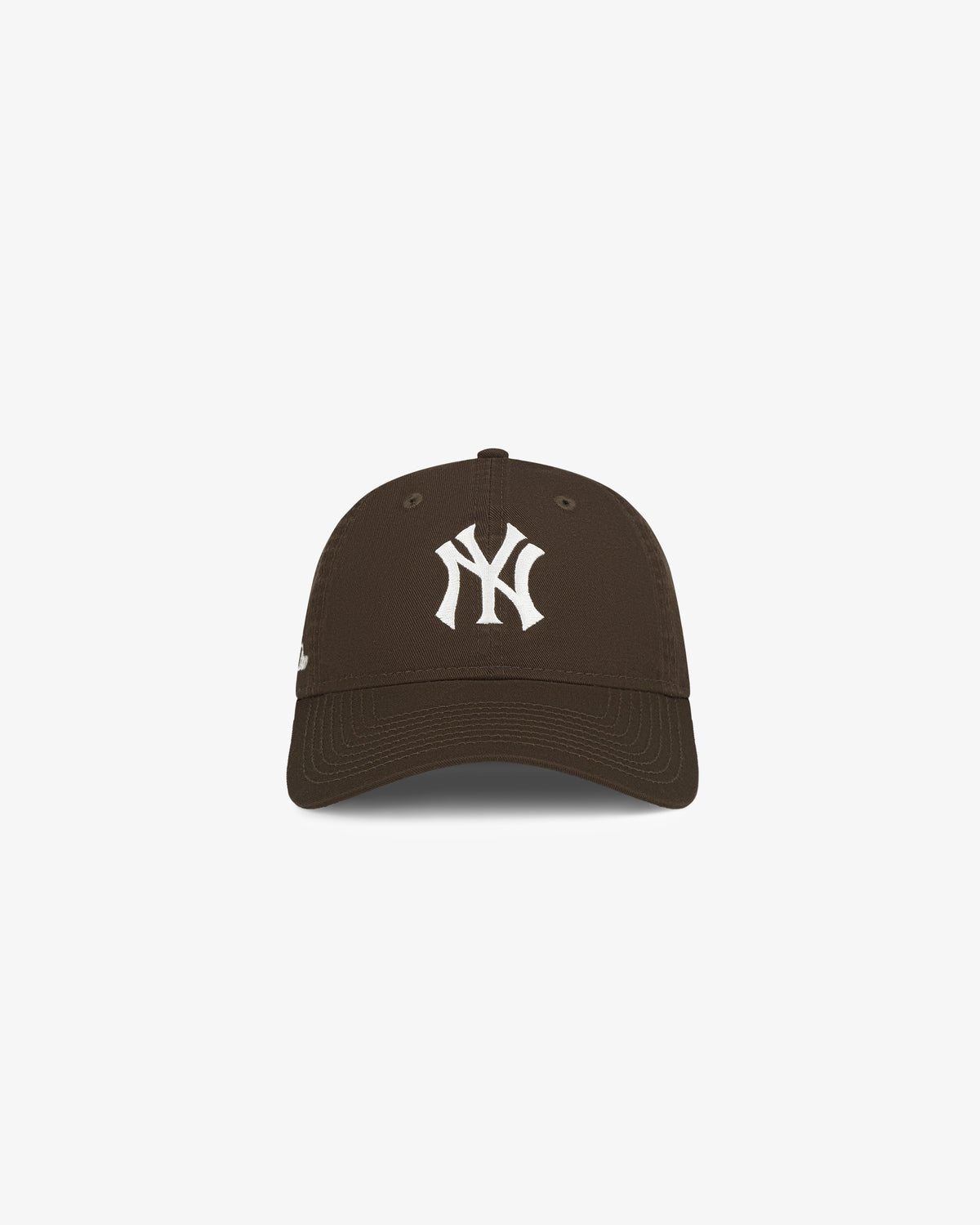 ALD / New Era Yankees Ballpark Hat in brown with a white Yankees logo, shown on a plain white background.