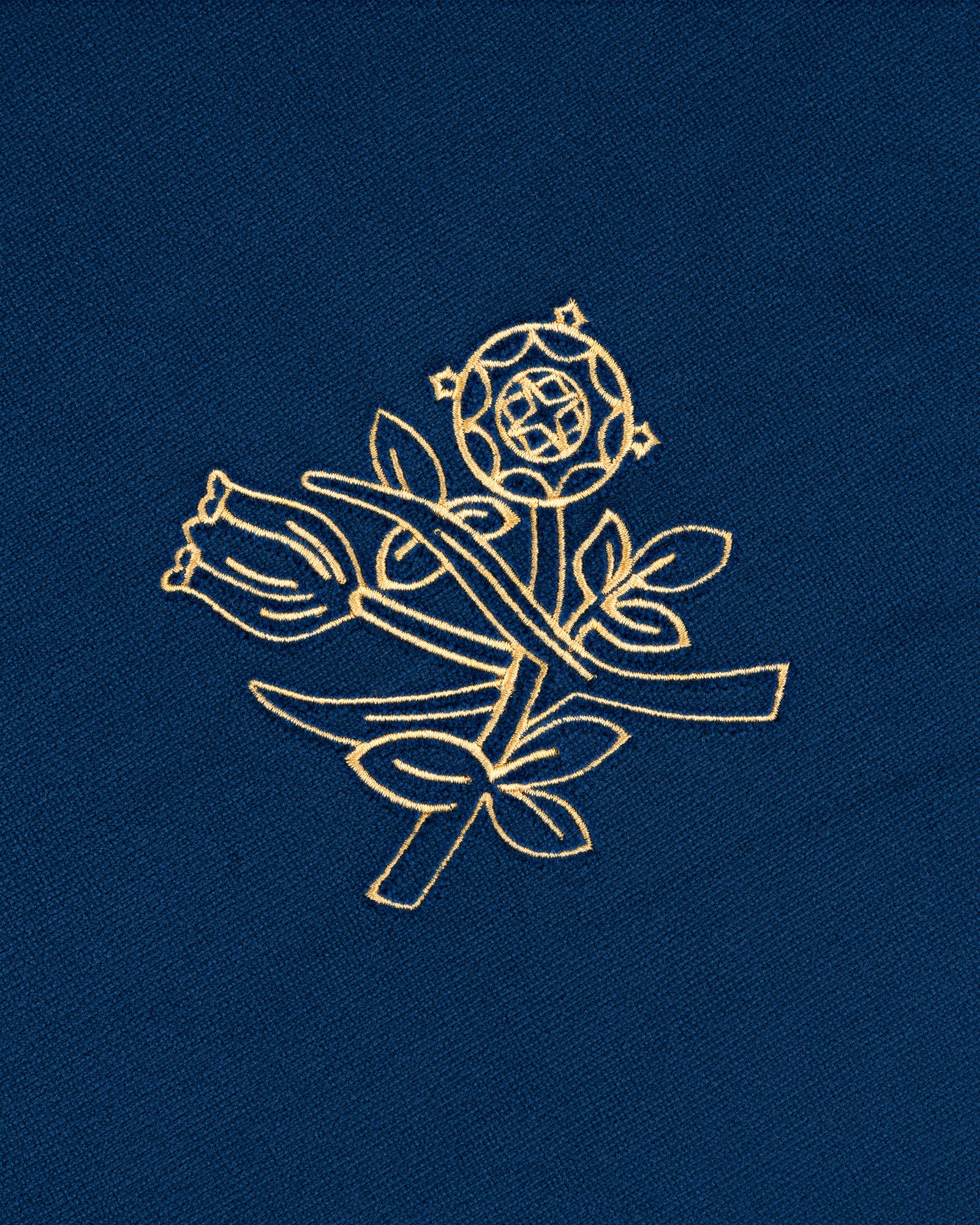 Queens Crest Throw Pillow