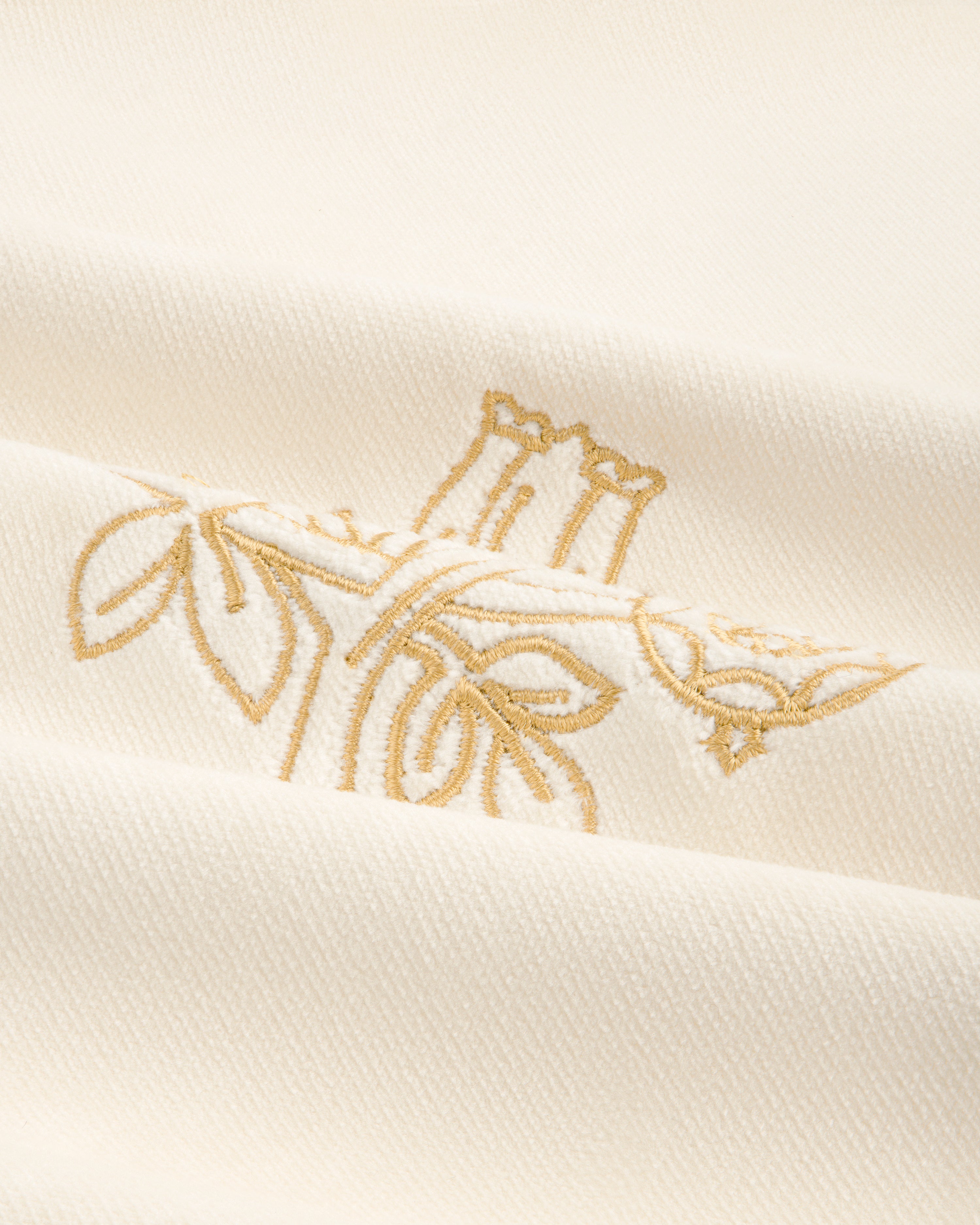 Queens Crest Throw Pillow