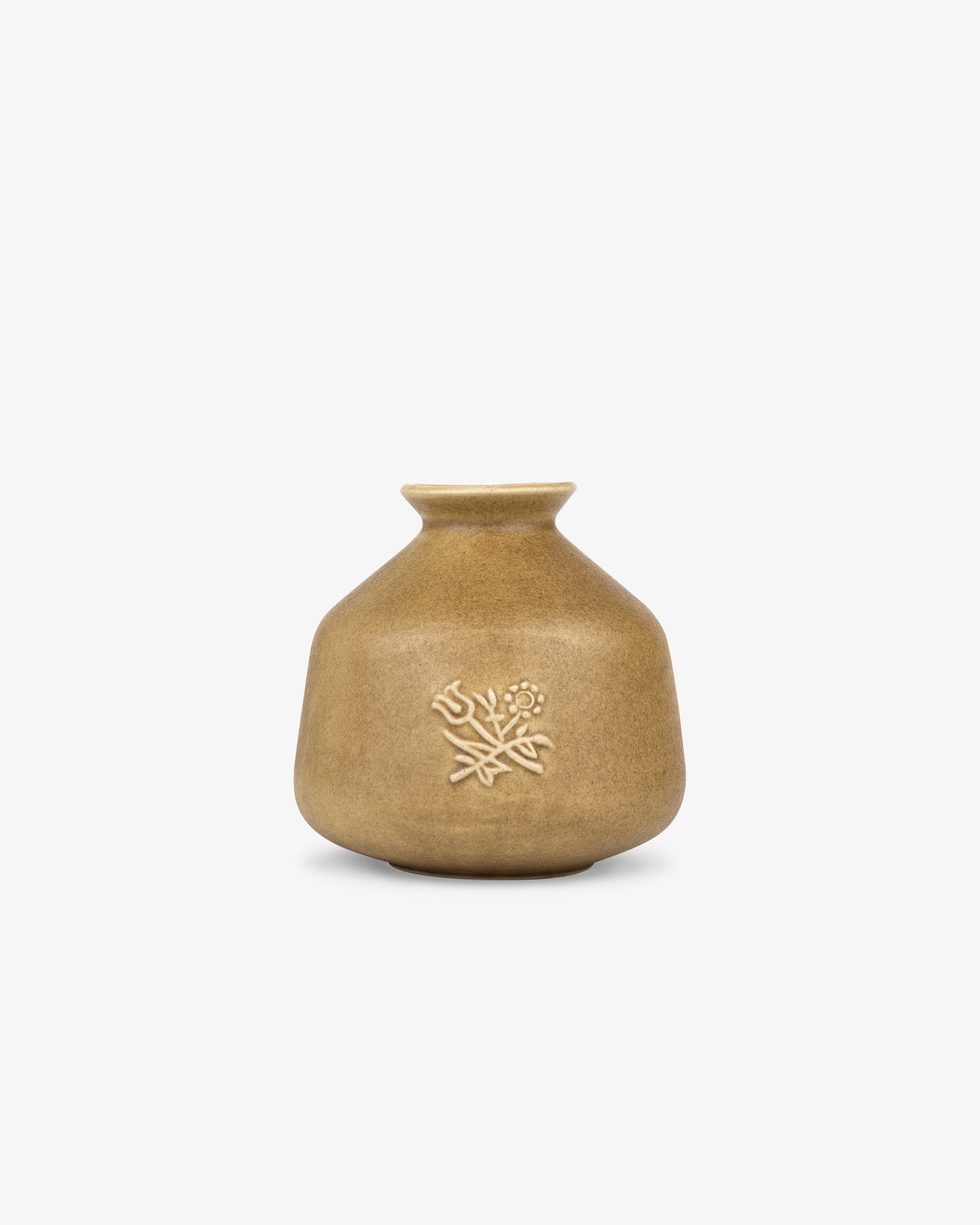 Queens Crest Artisanal Bud Vase