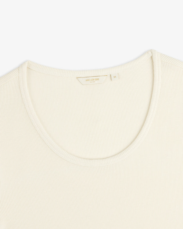 Cream-colored Ribbed Scoop Neck Long-Sleeve Tee with a scoop neckline and a size M interior tag.