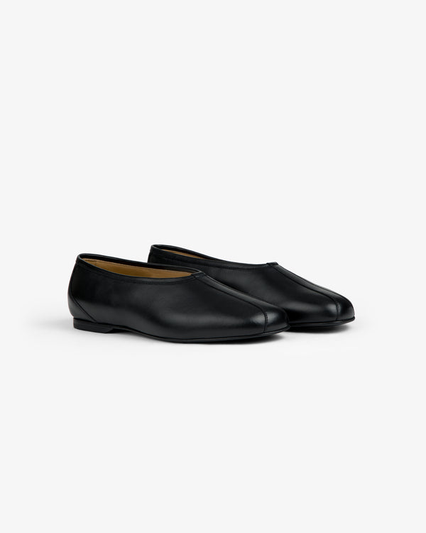 Pair of black leather Leather Ballet Flat shoes.