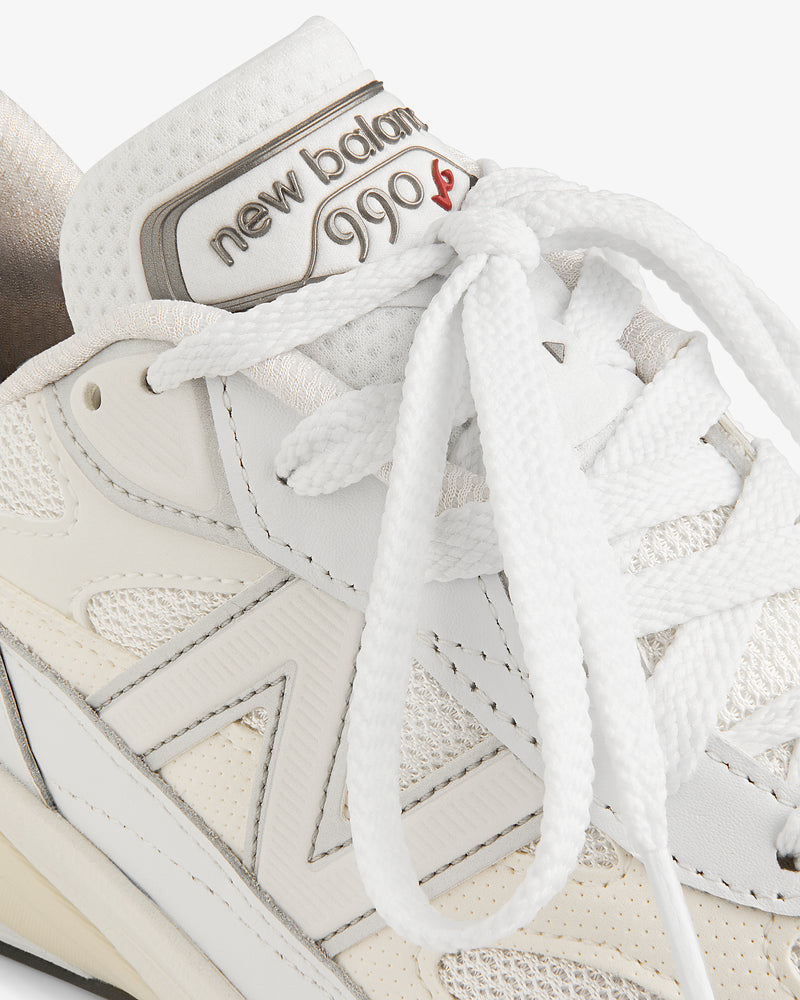 New Balance Made in USA 990v6