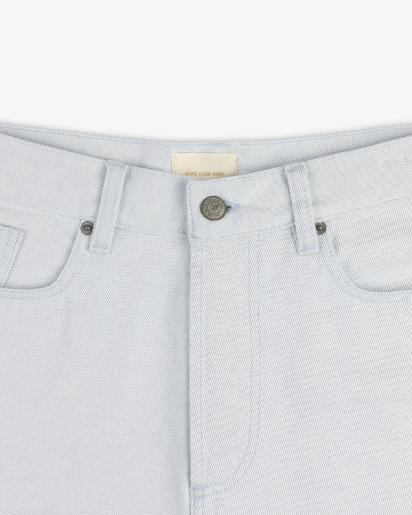 Close-up of the waist and button on Light Wash Denim Short with belt loops and front pockets.