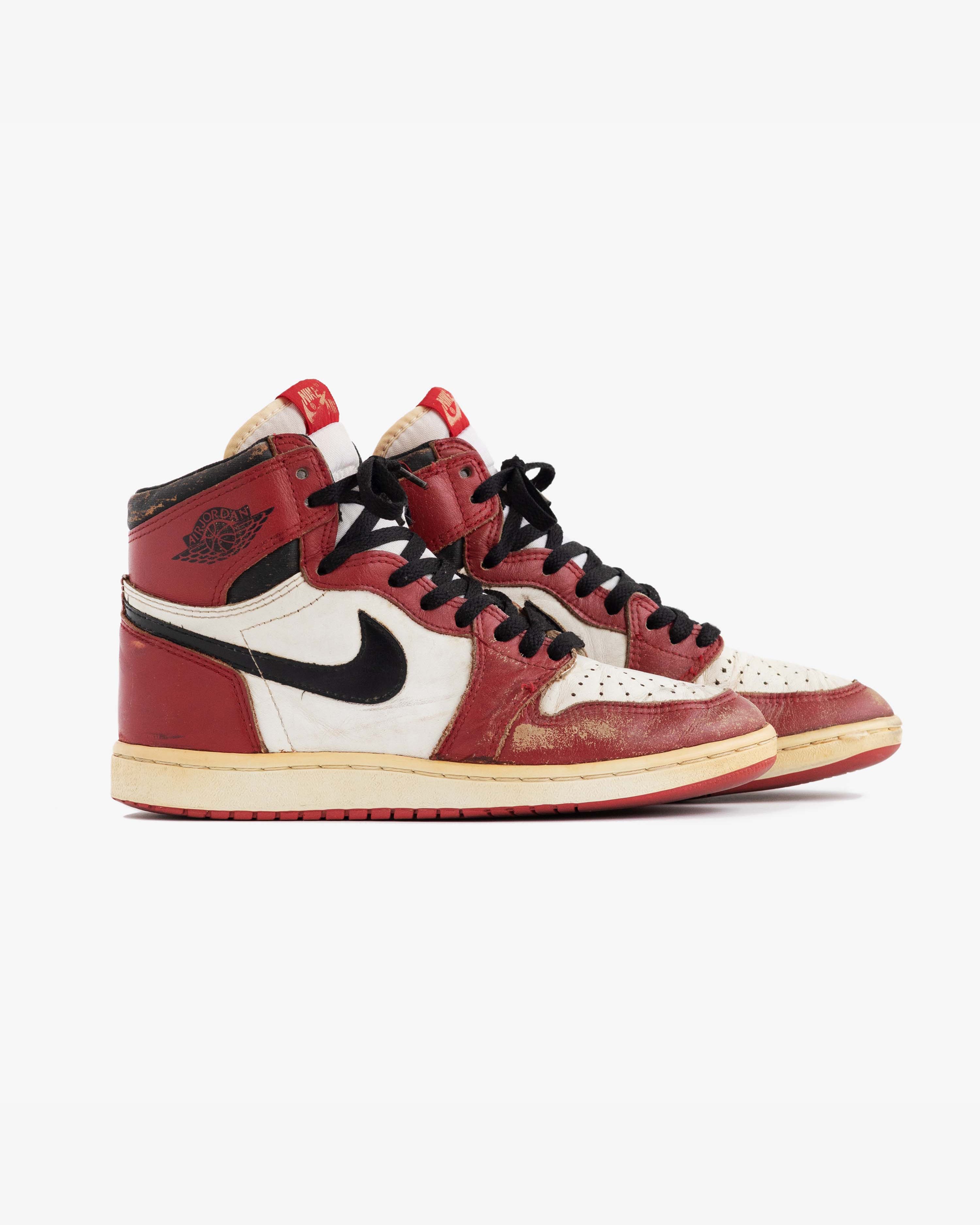 Vintage 1985 Jordan 1 Chicago Sneakers