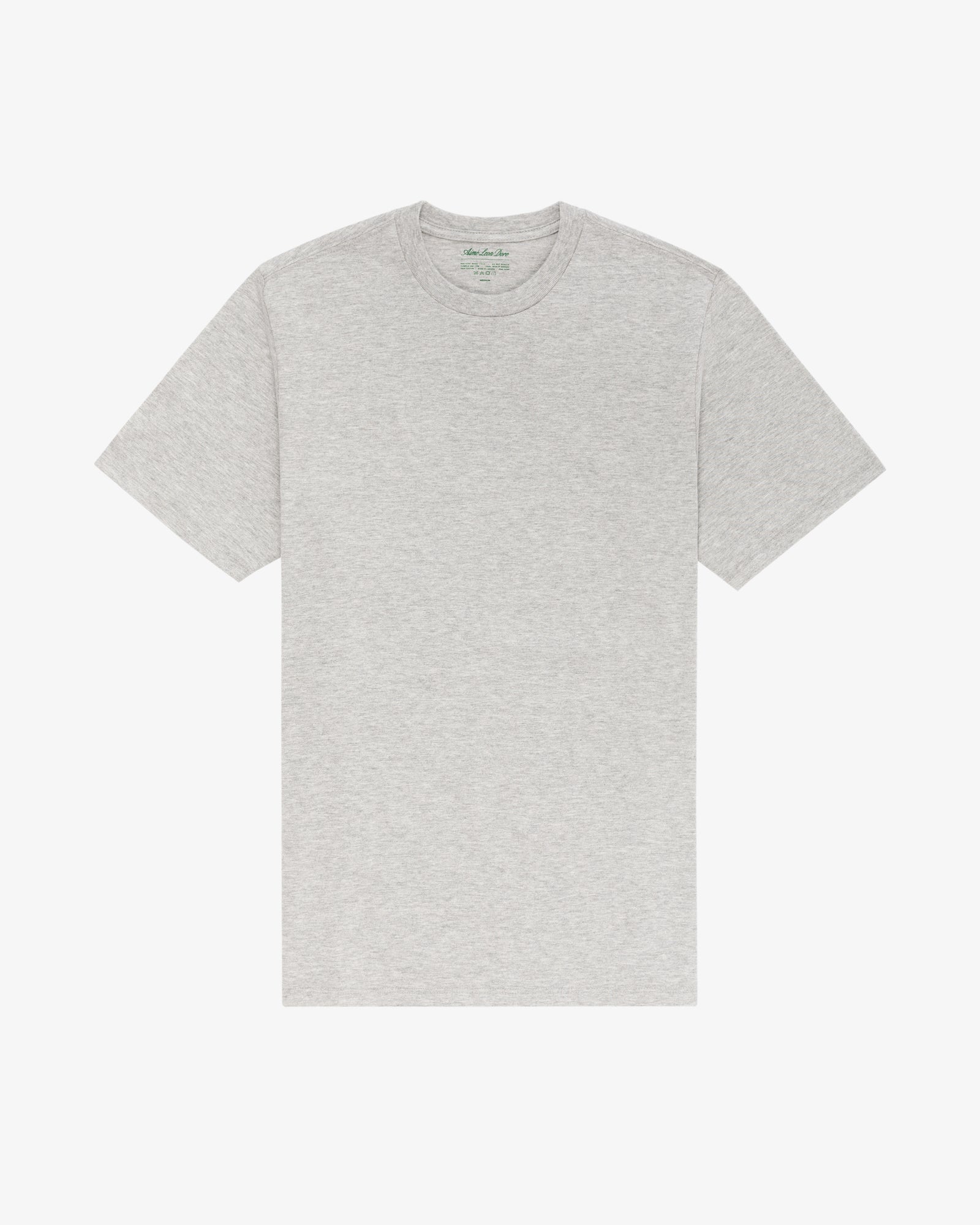 Unboxing this minimal & classic #AimeLeonDore t-shirt and baseball cap